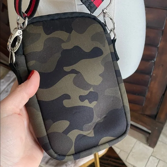 Camouflage Crossbody with Red Accent - Haute Shore neoprene - Picture 3 of 14